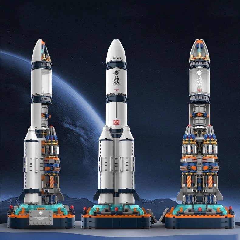 Teens Astronaut Building Blocks - 900+ pieces!